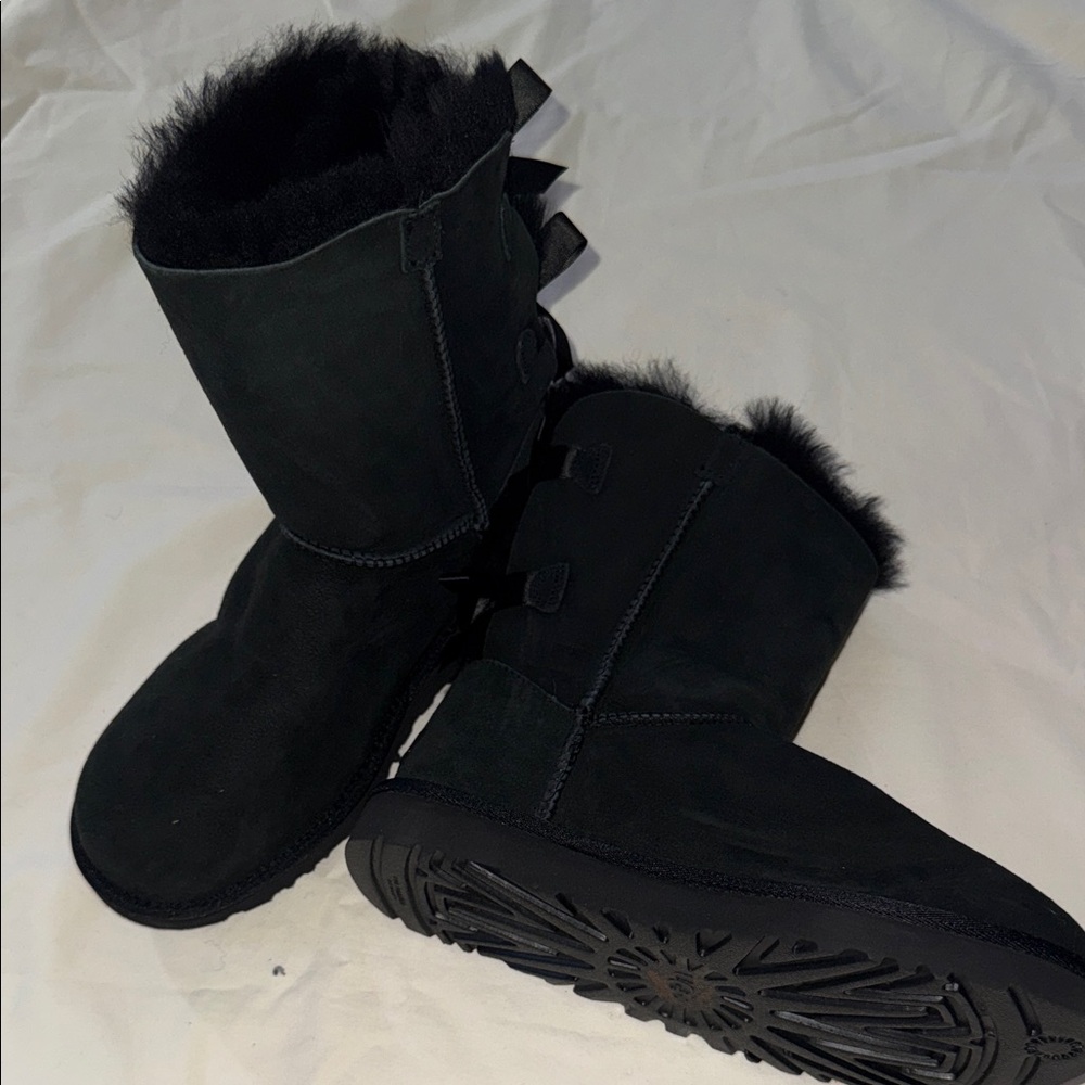 UGG Women's Black Suede fur Boots size 8